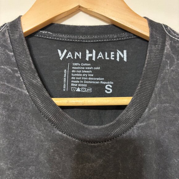 Van Halen T-Shirt, Size Small (EOS) - Picture 4 of 6